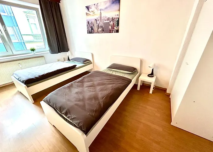 Appartement Kulturmensch Mit Balkon *